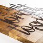 Wallity Dont Forget To Smile Escultura de pared de madera y metal